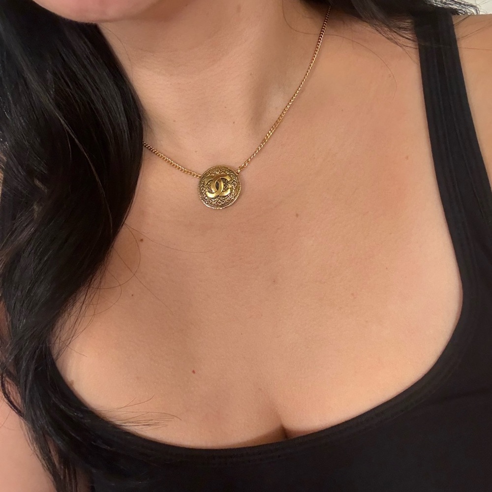 CHANEL Gold Necklace with Logo Pendant - Picture 11 of 11